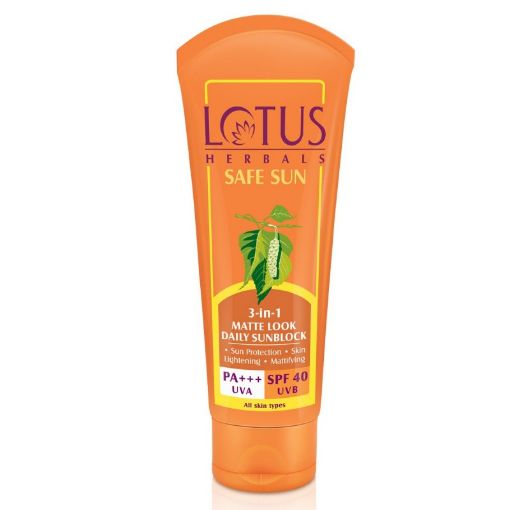 Lotus Herbals Safe Sun 3-In-1 Matte Look Daily Sunblock PA+++ Spf 40 100gm