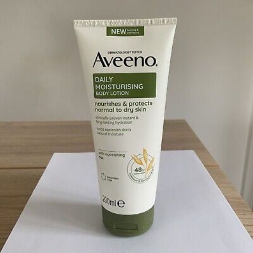 Aveeno Daily Moisturising Lotion for Normal to Dry Skin 200ml